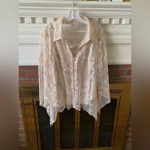 Two piece blouse. Dress Barn Collection